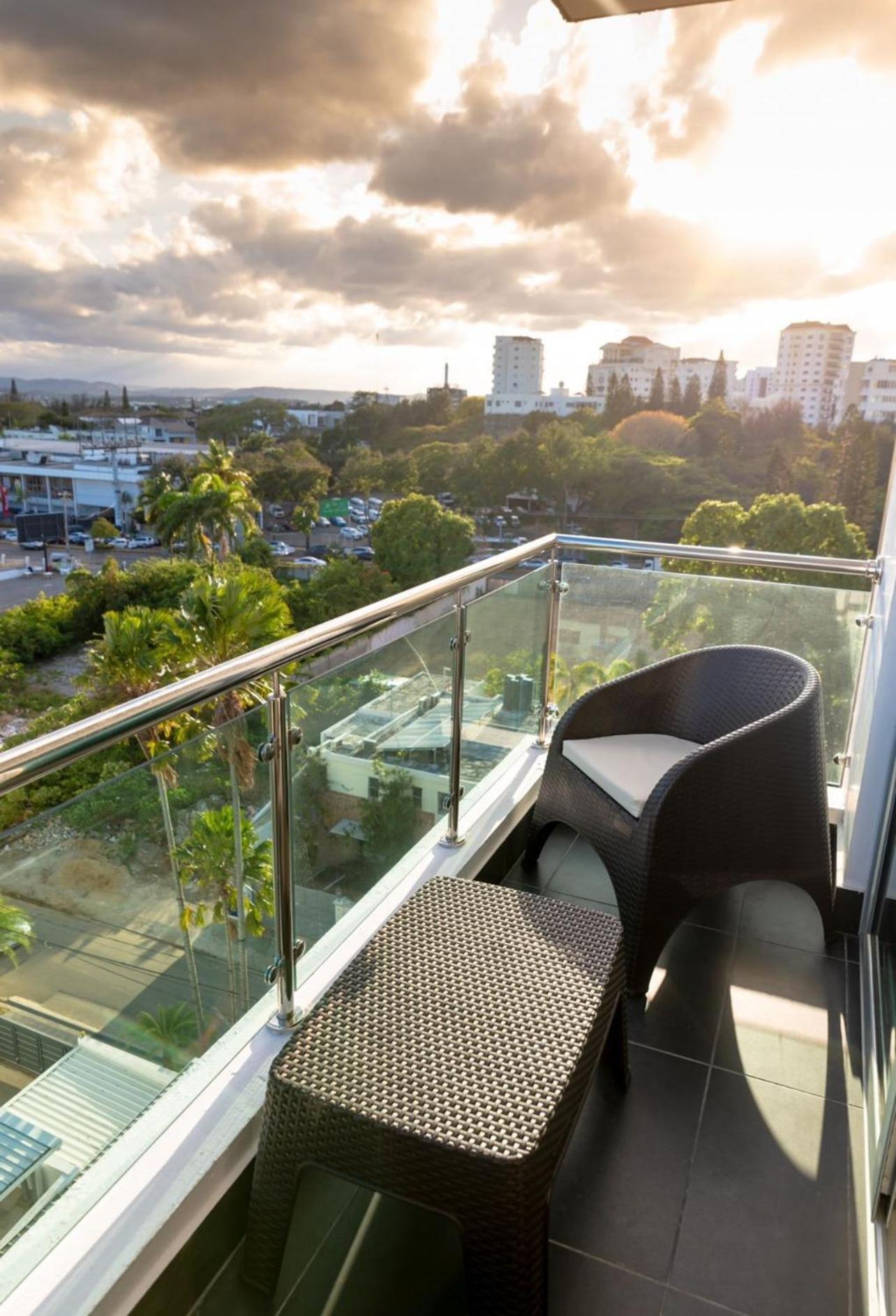 Amazing Rooftop And Best View Of The City Santiago De Los Caballeros Exterior photo